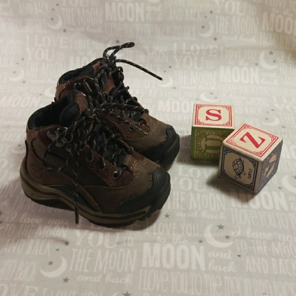 Toddler Brown Timberland Hiking Boots Size 4